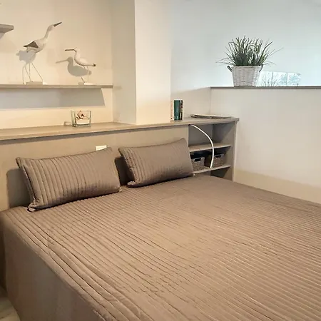 Apartament Kaiserallee, 144